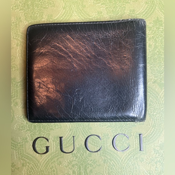 Authentic Gucci Wallet - Picture 2 of 10